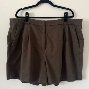 Old Navy Brown Pleated Shorts - Size 2X